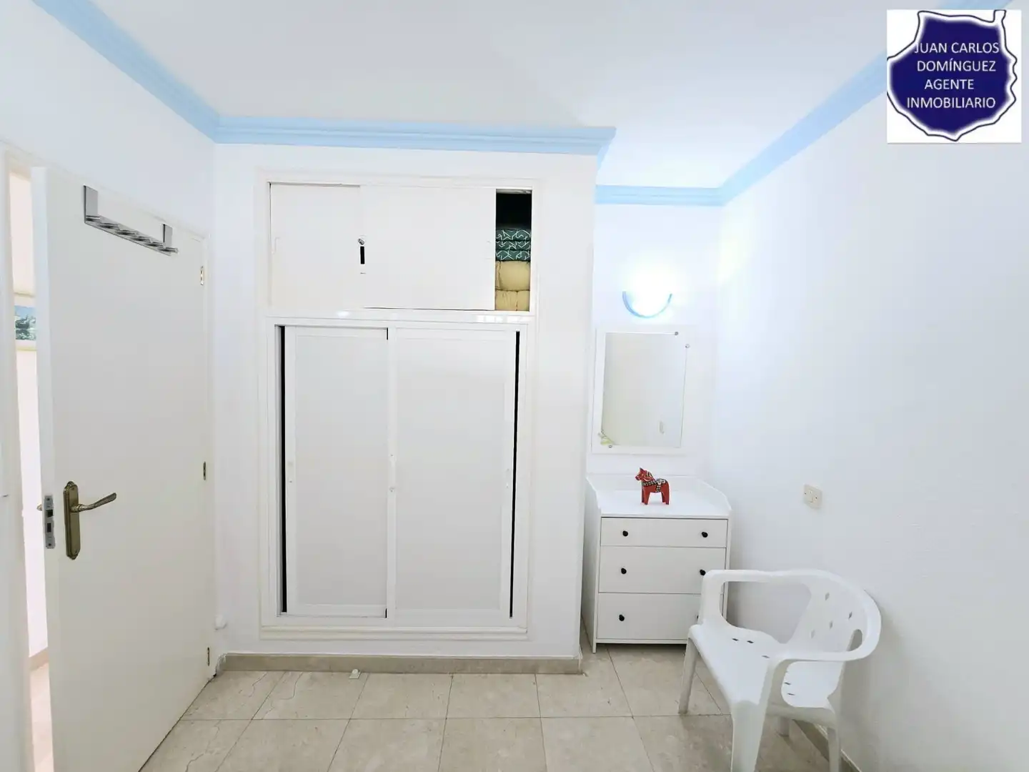 Dormitori de Apartament de lloguer en San Bartolomé de Tirajana amb Terrassa, Moblat i Piscina comunitària