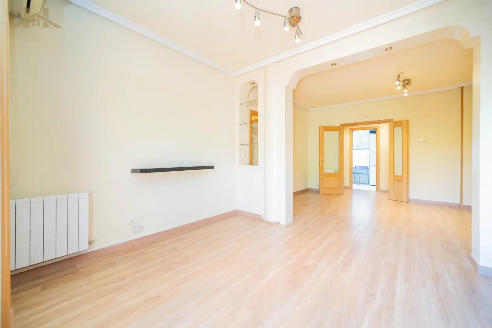 Sala de estar de Piso en venta en Boadilla del Monte con Aire acondicionado, Calefacción y Jardín privado