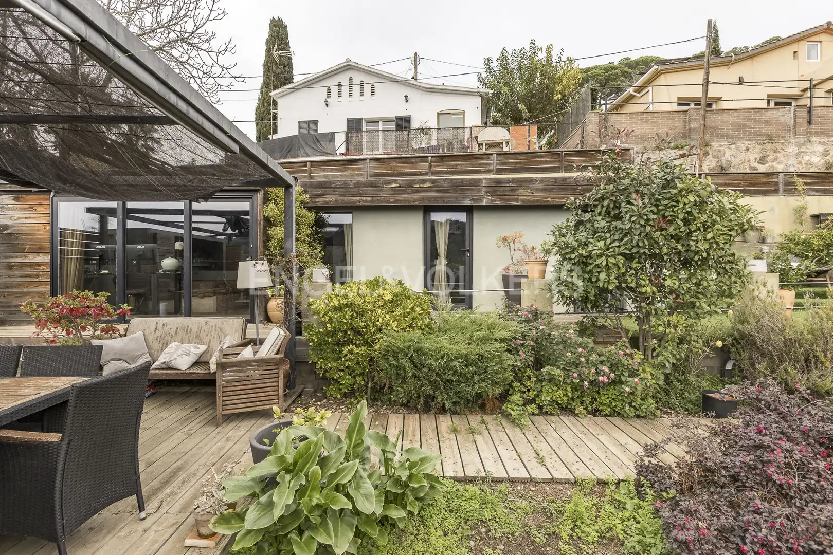 Vista exterior de Casa o chalet en venta en Barcelona con Aire acondicionado, Calefacción y Jardín privado