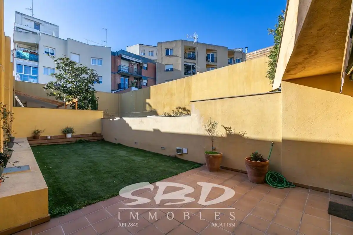 House with balcony to rent in Centre - Sant Oleguer, imagen 6
