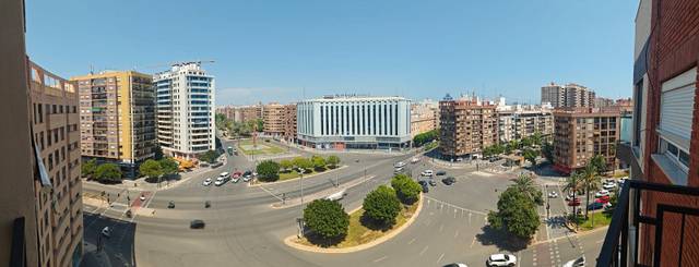 Piso en Venta en Avinguda de Peris i Valero en Russafa