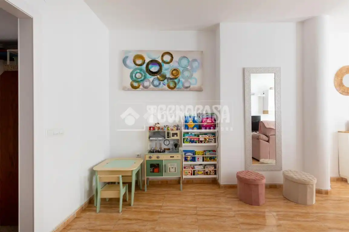 Casa adosada en venta en Vélez-Málaga con Terraza