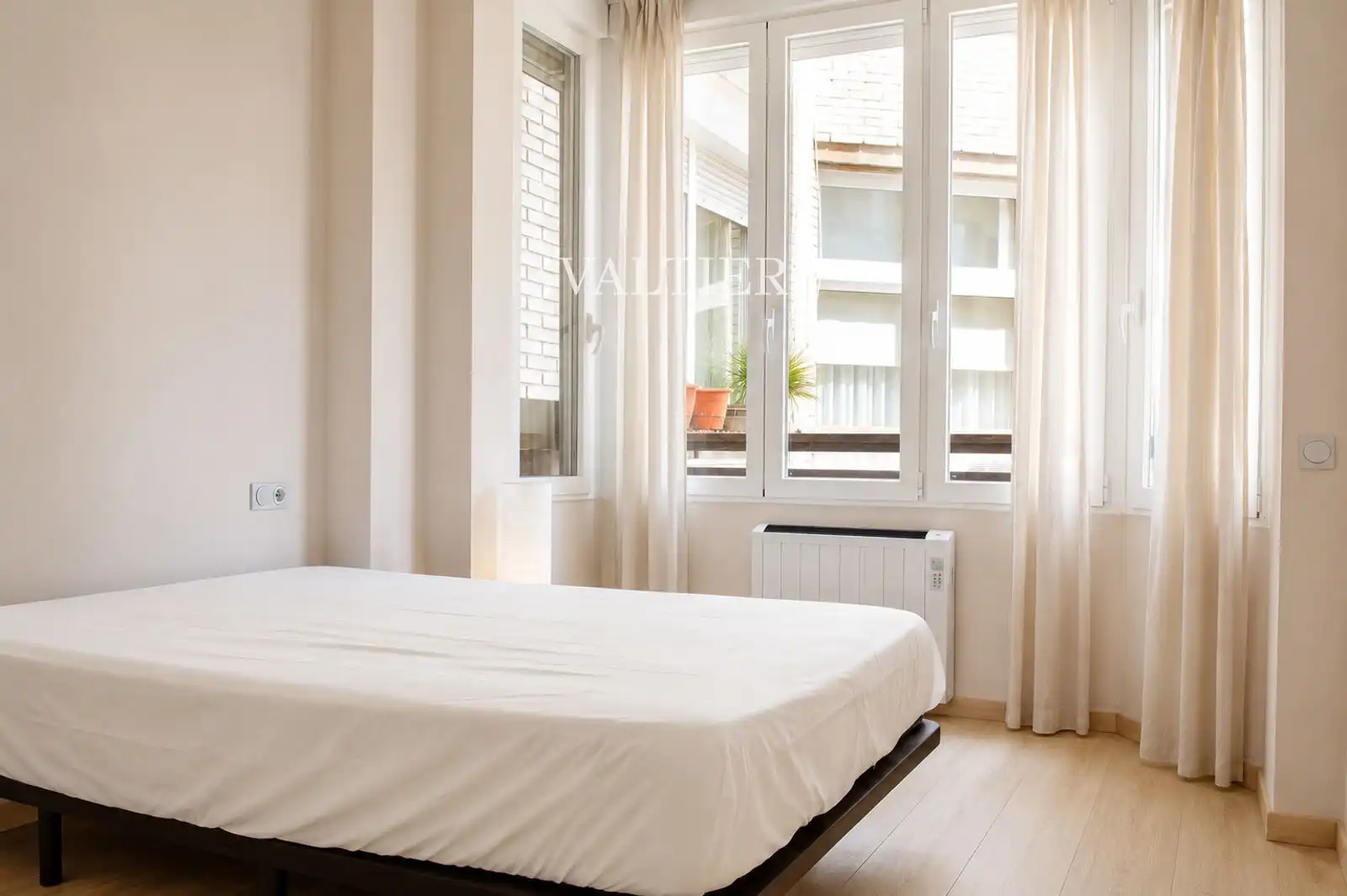 Habitación de Piso de alquiler en Madrid con Aire acondicionado, Calefacción y Amueblado