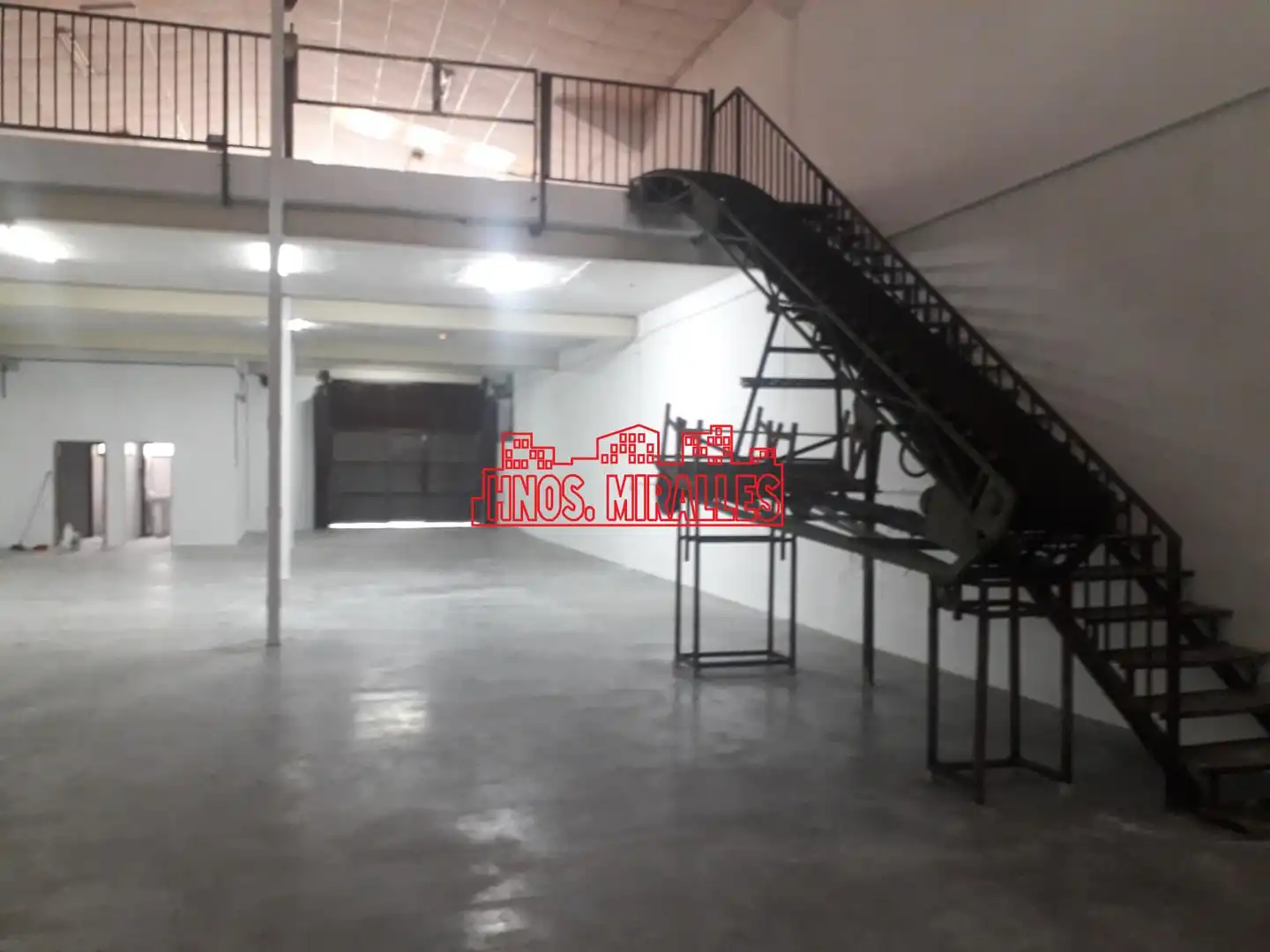 Fabrikhallen zur Miete in Elche / Elx
