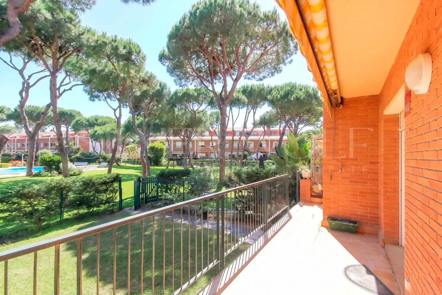Garten von Einfamilien-Reihenhaus zur Miete in Gavà mit Klimaanlage, Heizung und Privatgarten