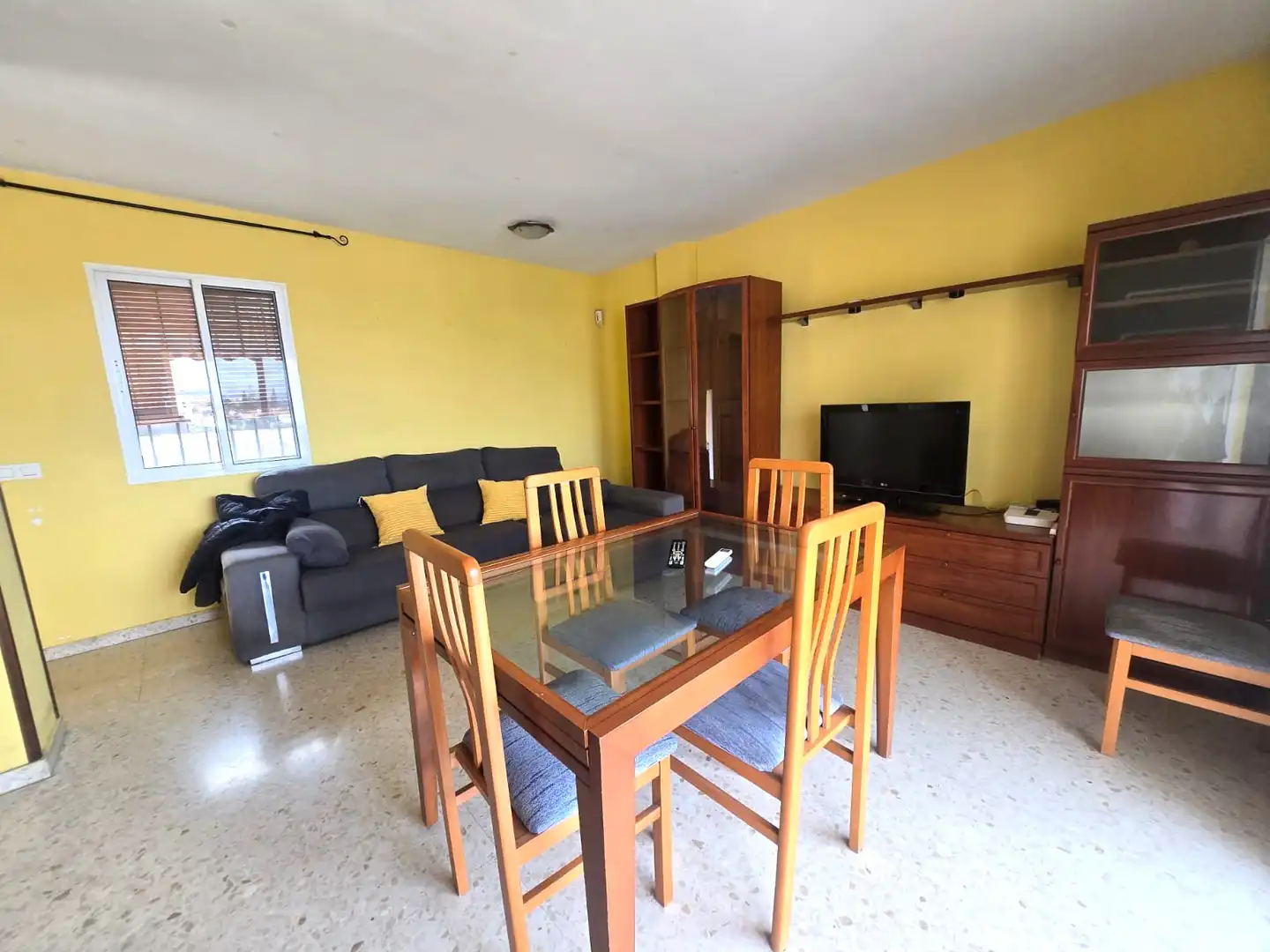 Sala de estar de Casa adosada en venta en Rincón de la Victoria con Terraza, Trastero y Amueblado