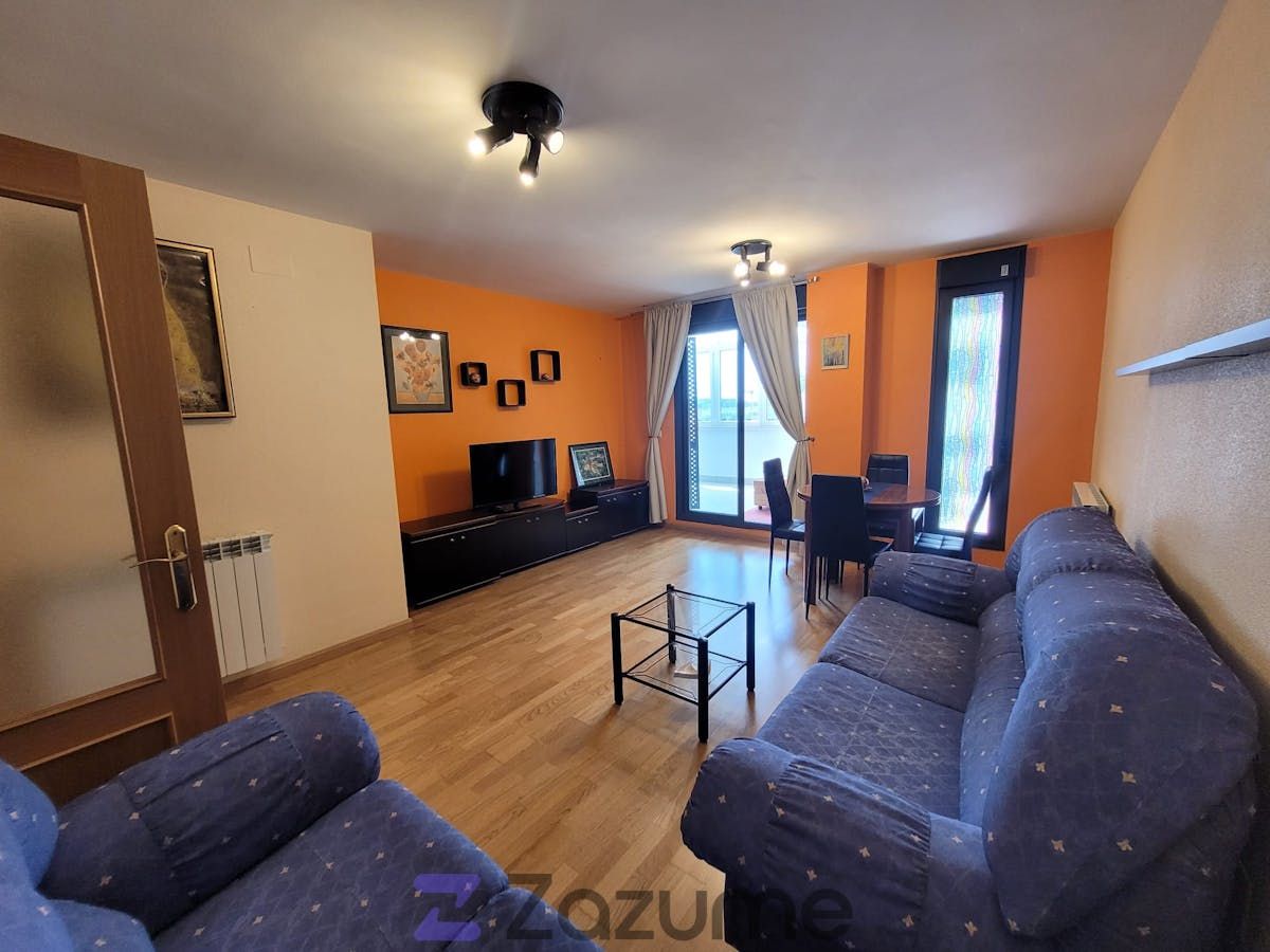 Living room of Flat to rent in Zaratán  with Heating, Private garden and Storage room