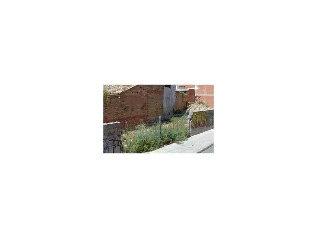 Terreno residencial en venta en Calle Falconera