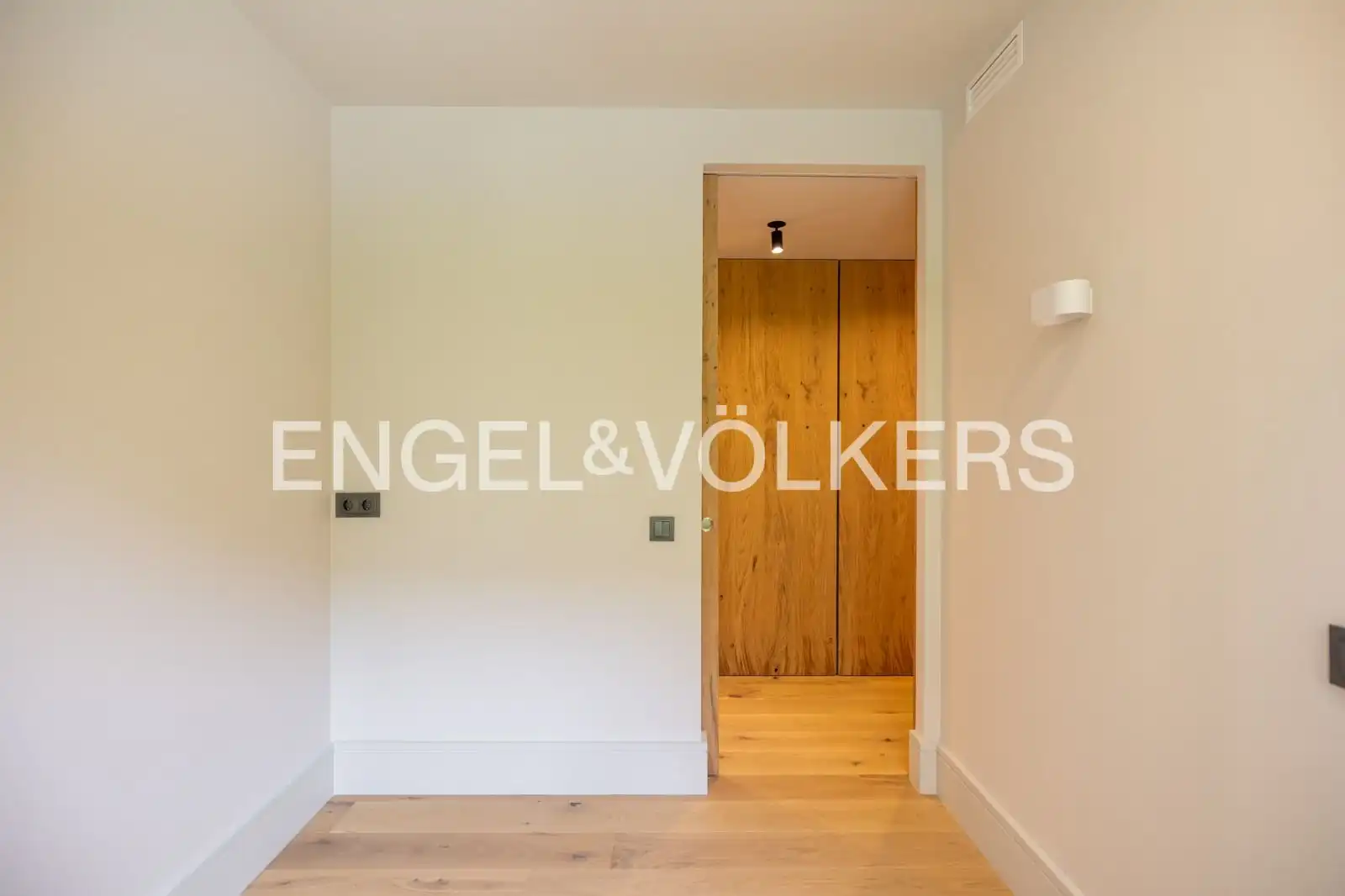 Piso en venta en Barcelona con Aire acondicionado, Calefacción y Parquet