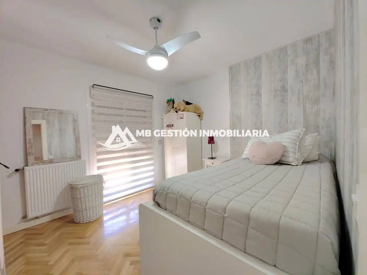 Schlafzimmer von Maisonette zum Verkauf in Fuenlabrada mit Klimaanlage, Heizung und Terrasse