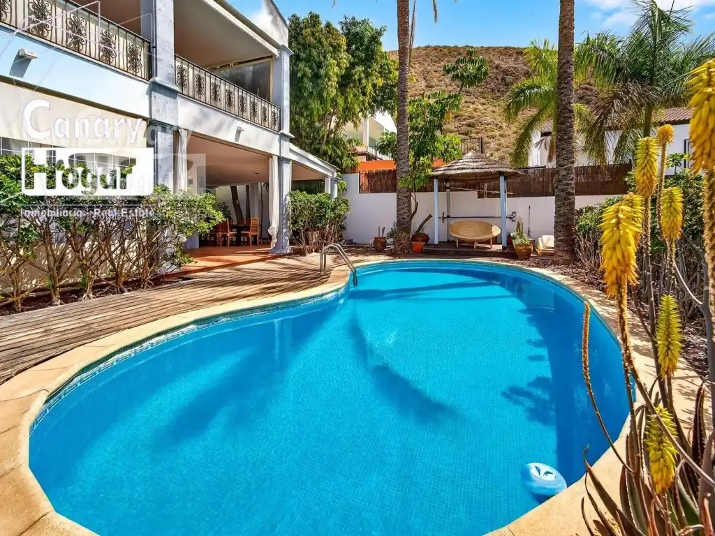 Casa con terraza en venta en Los Cristianos, imagen 3
