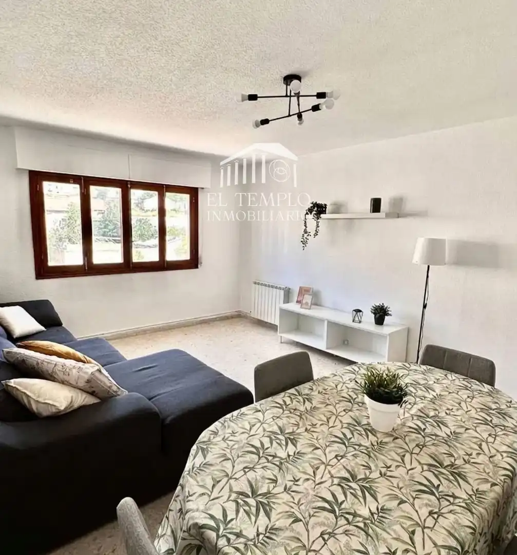 Wohnzimmer von Wohnung zum Verkauf in Onil mit Heizung