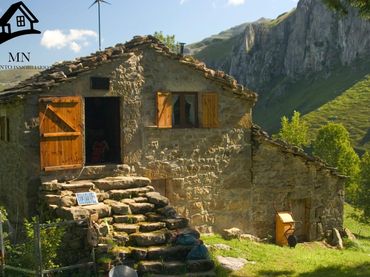 Casa rústica en venda a San Roque de Riomiera