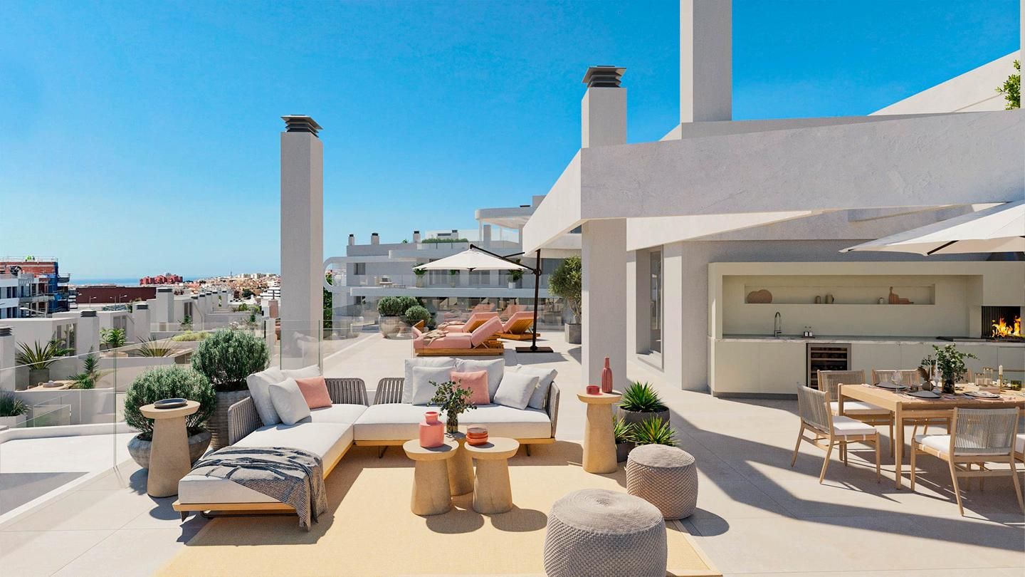 Terrassa de Casa adosada en venda en Estepona amb Aire condicionat, Calefacció i Jardí privat