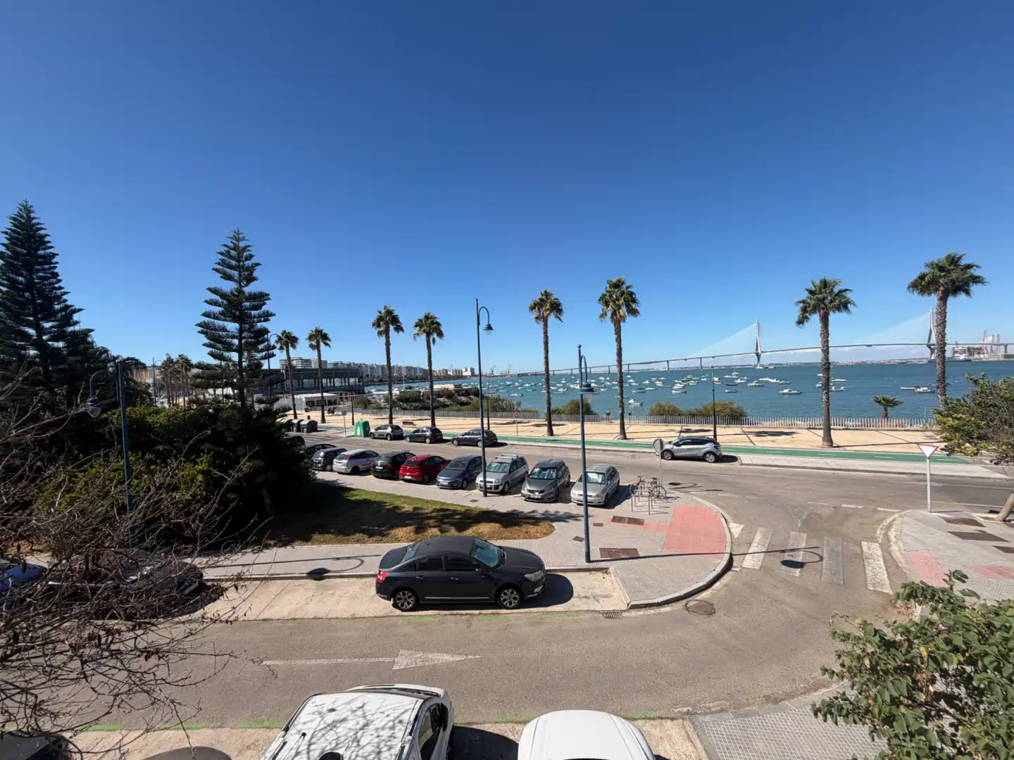 Piso en venta en Puntales - Zona Franca