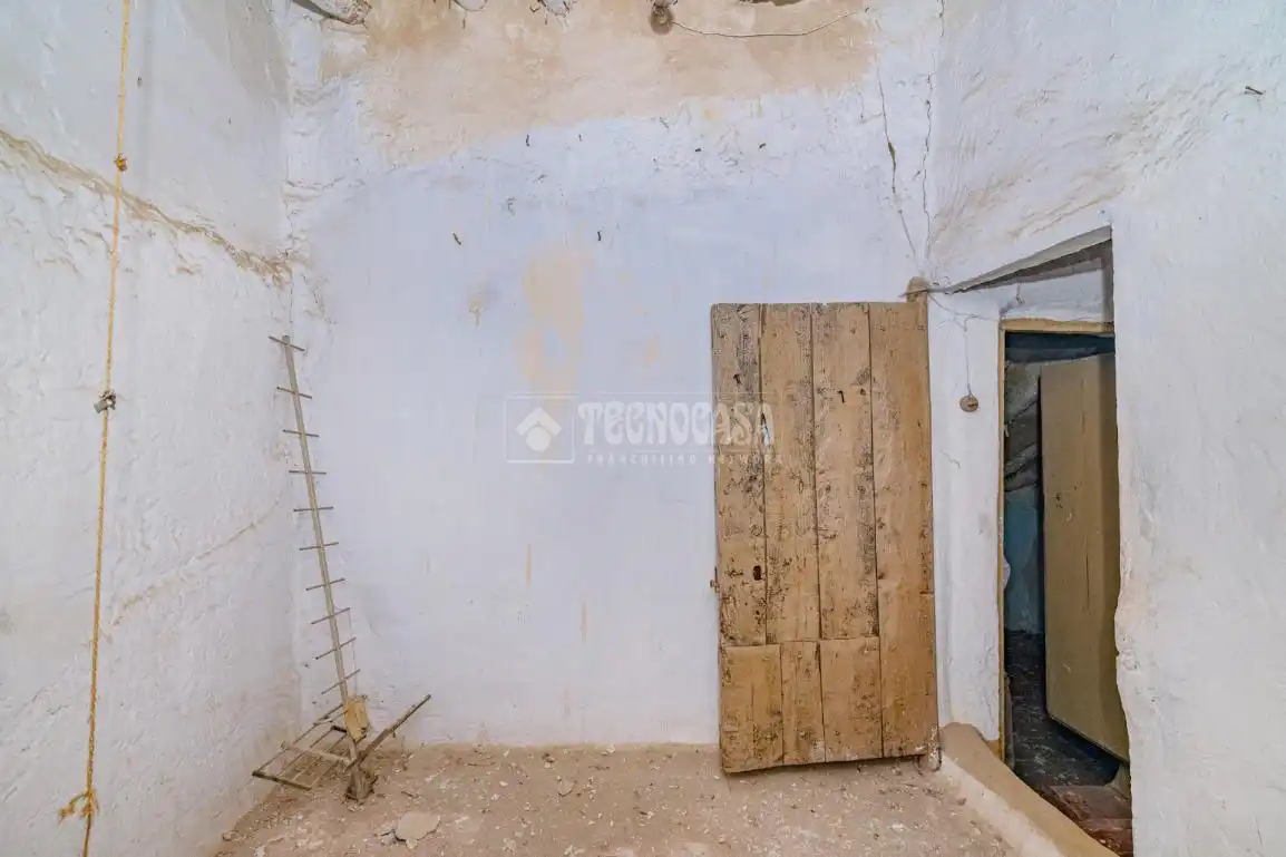 Casa adosada en venda en Loja amb Terrassa
