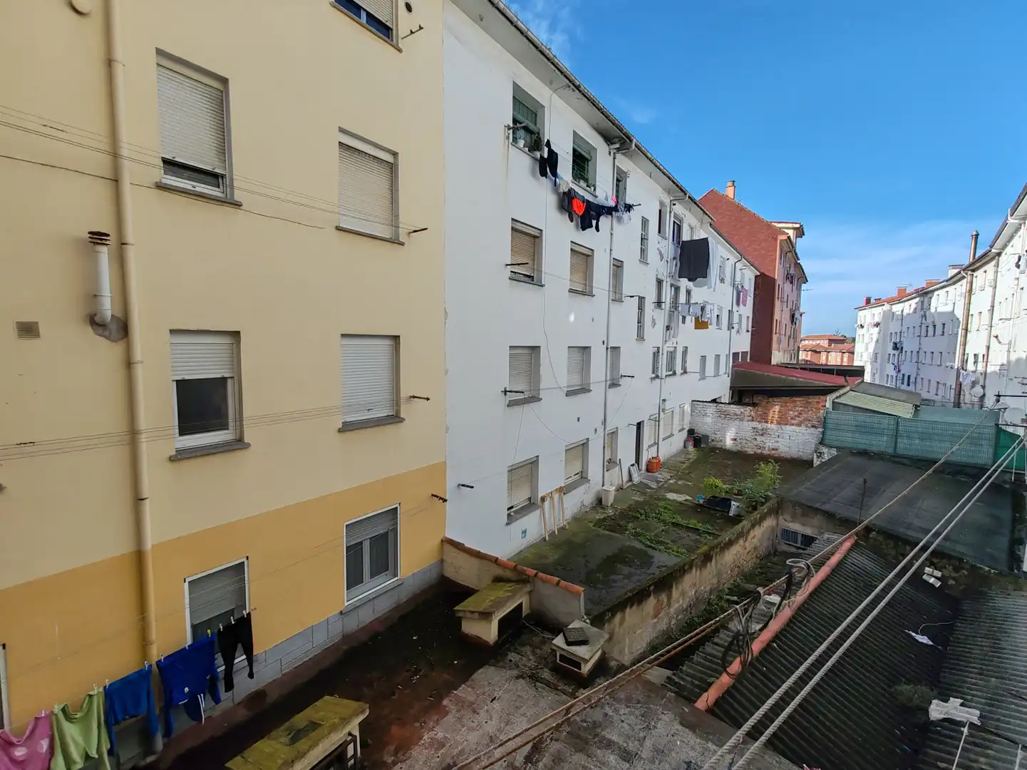 Exterior view of Flat for rent in Avilés  with Terrace and Furnished