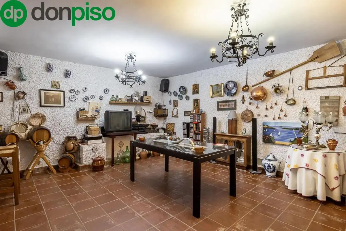 Kitchen of Houses for sale in Granada  with Air Conditioner, Heating and Terrace