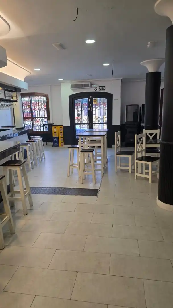 Local en venta en Madridejos con Aire acondicionado