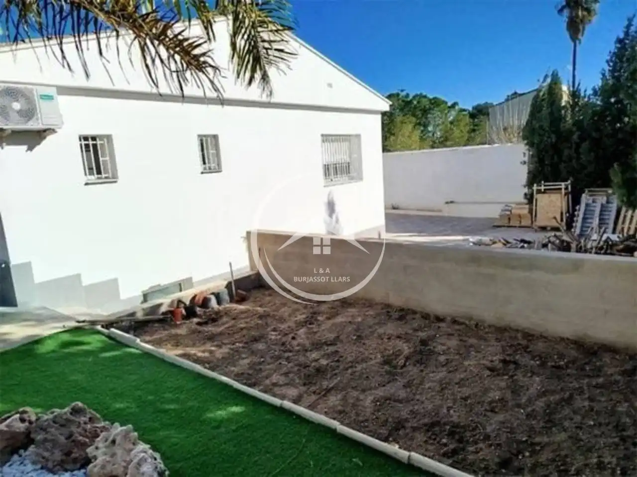 Jardí de Casa o xalet en venda en Riba-roja de Túria amb Aire condicionat, Jardí privat i Terrassa