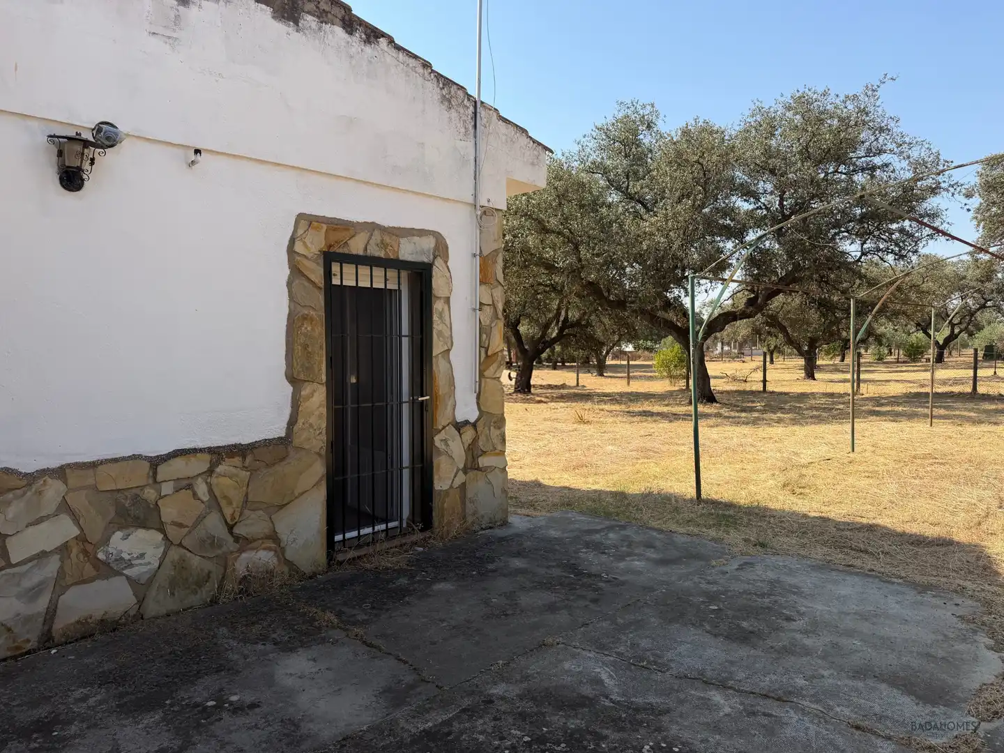 Vista exterior de Finca rústica en venta en Badajoz con Jardín privado, Terraza y Trastero