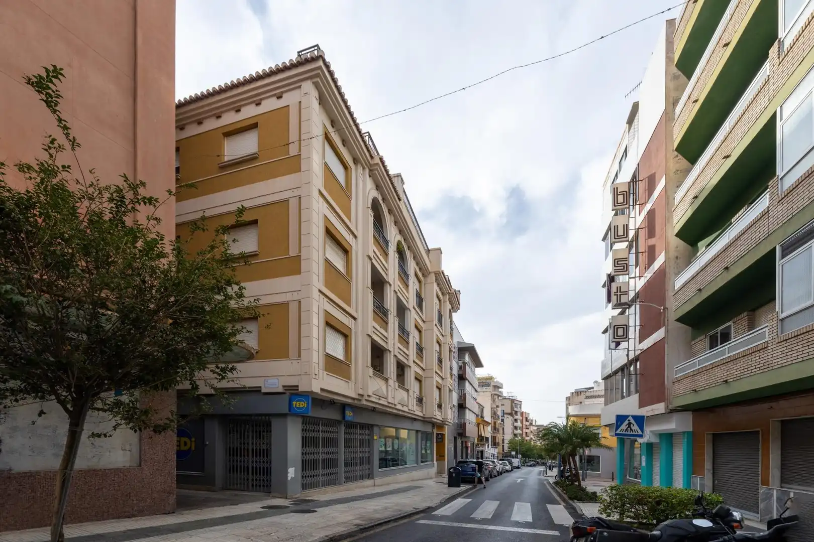 Vista exterior de Piso en venta en Motril con Aire acondicionado, Calefacción y Amueblado