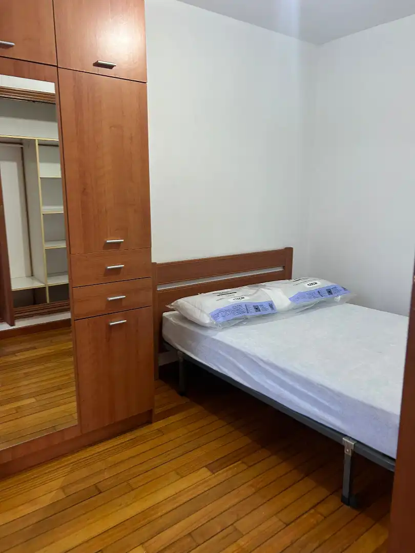 Habitación de Piso de alquiler en Santiago de Compostela  con Amueblado