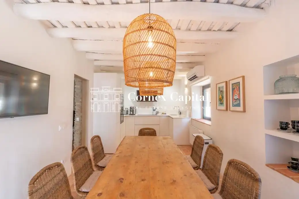 Comedor de Casa o chalet en venta en La Bisbal d'Empordà con Aire acondicionado, Calefacción y Jardín privado