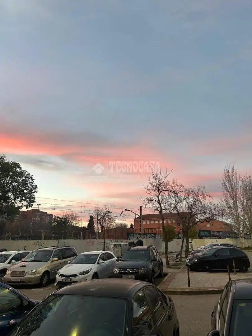 Vista exterior de Garaje en venta en Fuenlabrada