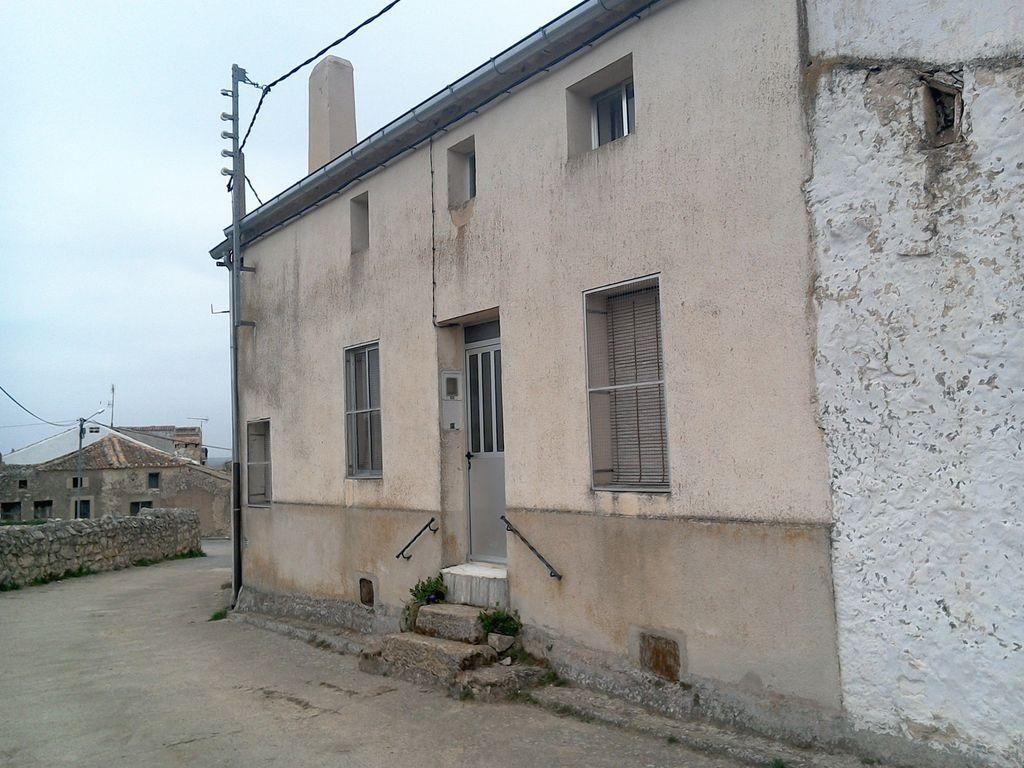 Vista exterior de Finca rústica en venda en Sepúlveda amb Calefacció i Traster