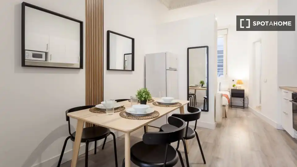 Appartement avec balcon à louer à Centro, imagen 15
