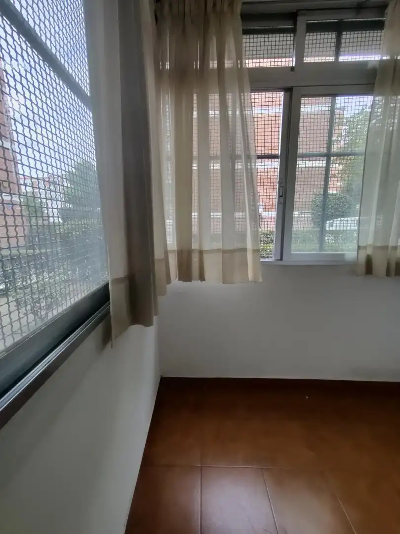 Dormitori de Pis en venda en Madrid amb Calefacció, Jardí privat i Terrassa