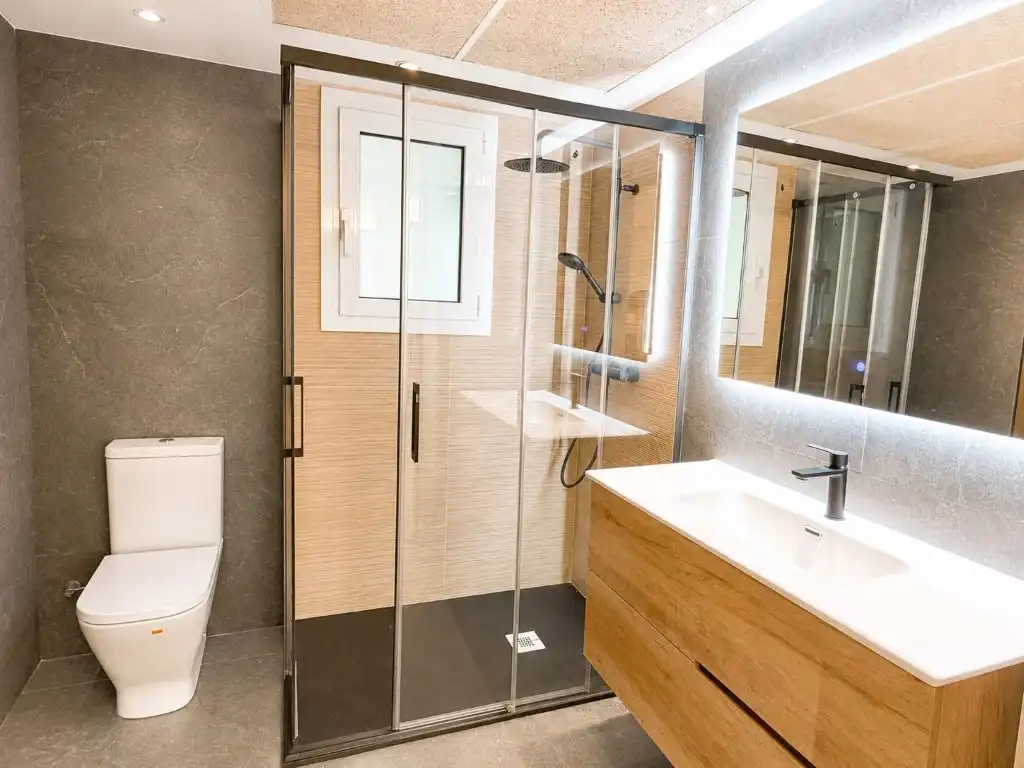 Badezimmer von Wohnung zum Verkauf in Tarragona