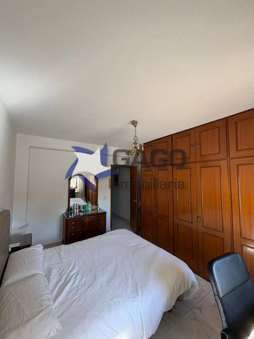 Bedroom of Flat for rent in Córdoba  with Air Conditioner, Heating and Furnished