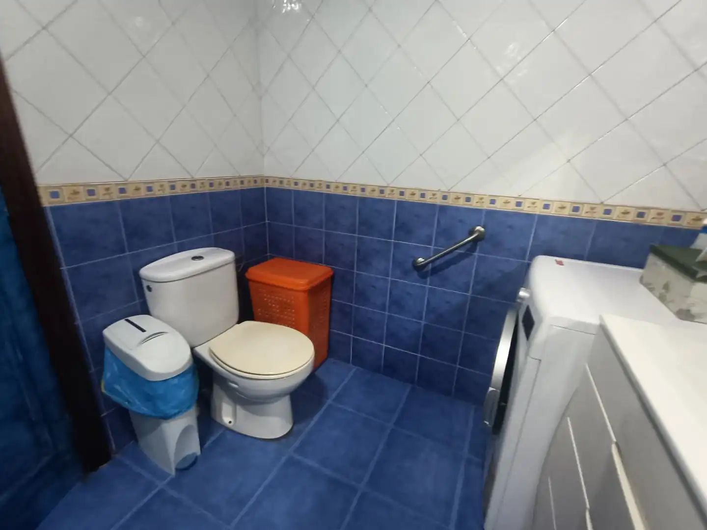 Bany de Pis en venda en Redondela amb Moblat