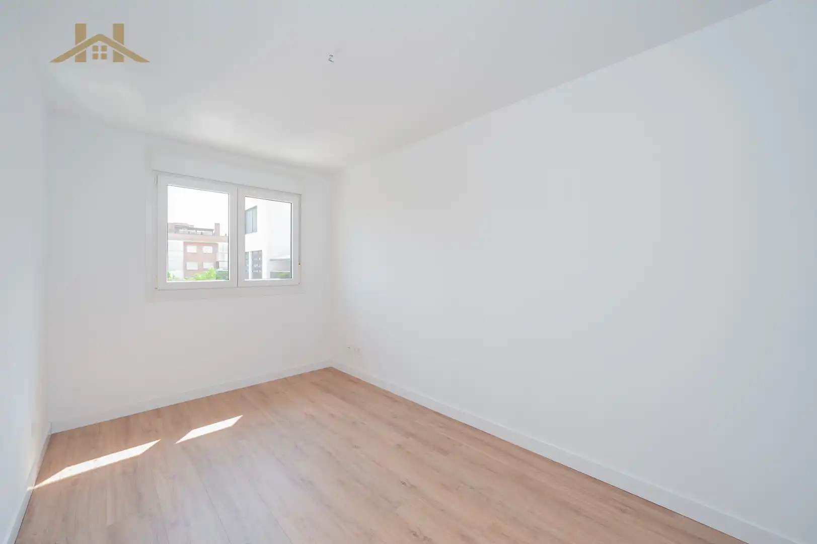 Schlafzimmer von Wohnung zum Verkauf in Pozuelo de Alarcón mit Klimaanlage, Heizung und Terrasse
