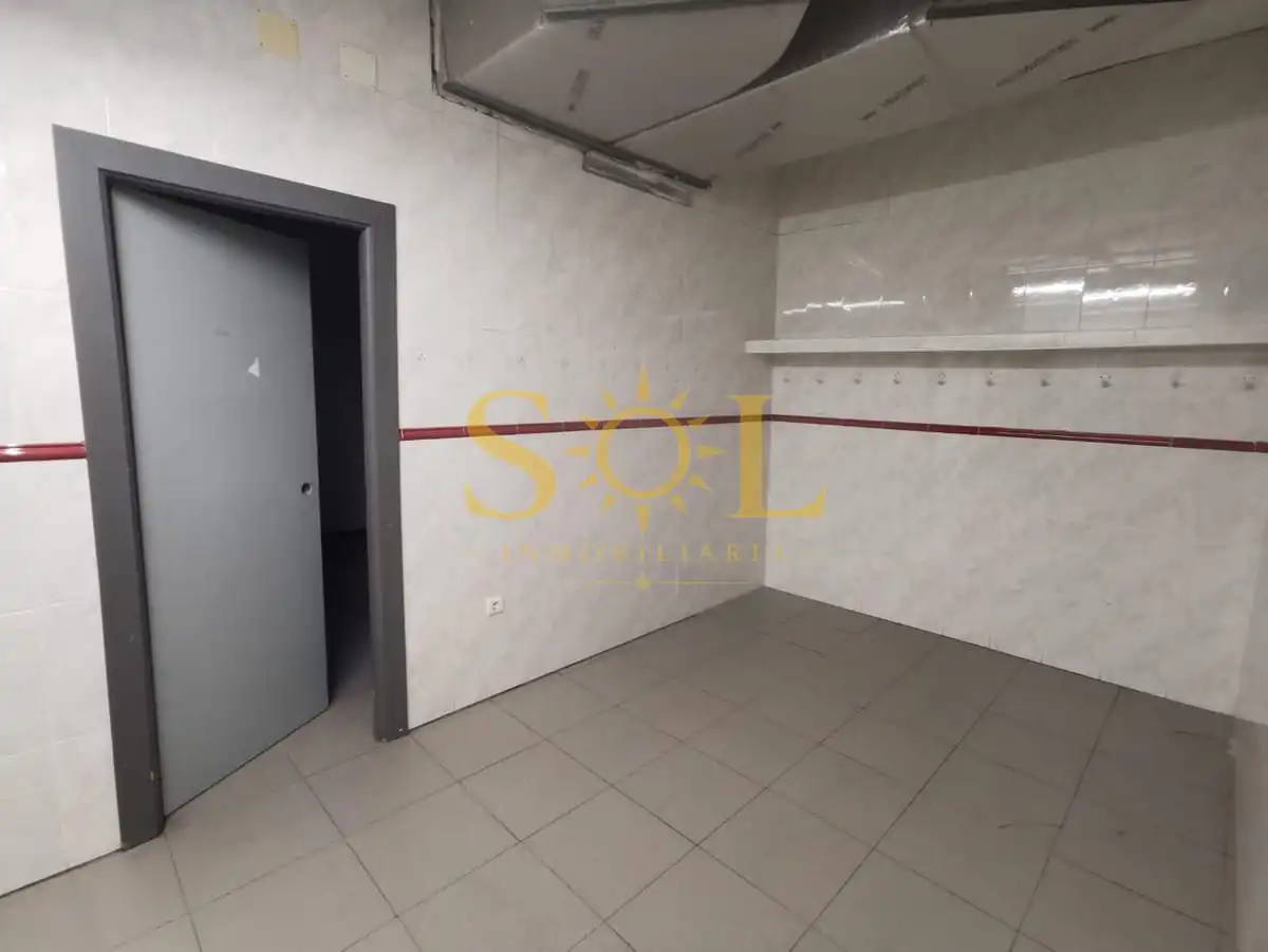 Local comercial en venda a Calle Alfonso V 11, imagen 17