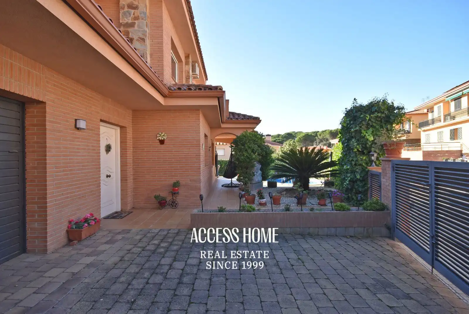 Vista exterior de Casa o chalet en venta en Sant Pol de Mar con Calefacción, Trastero y Piscina