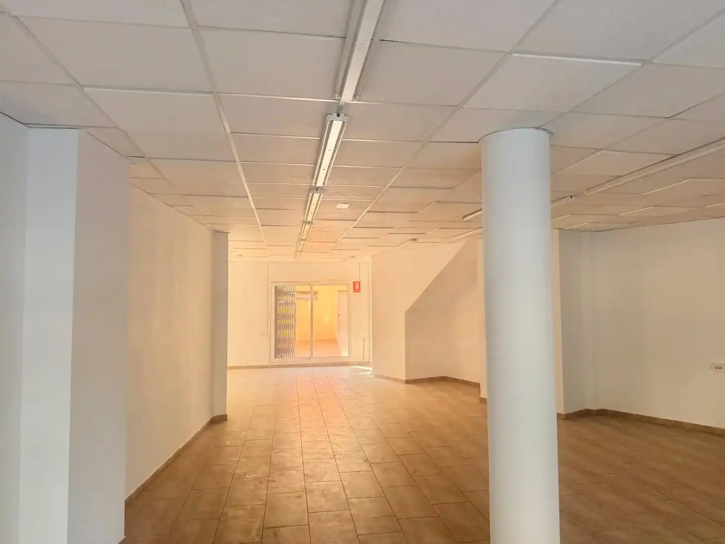 Local comercial en venda a Poble