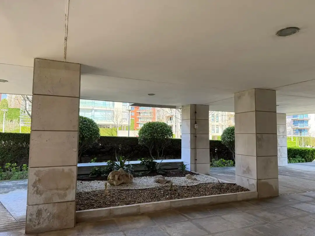 Terrasse von Wohnung zur Miete in Santander mit Heizung, Privatgarten und Abstellraum