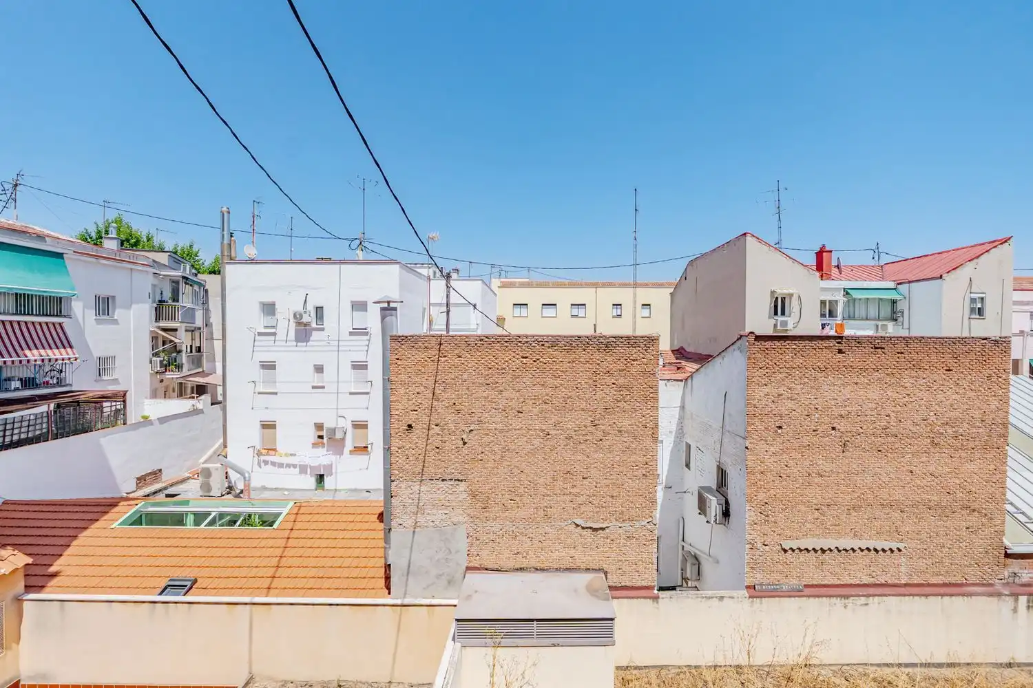 Exterior view of Study for sale in Carabanchel