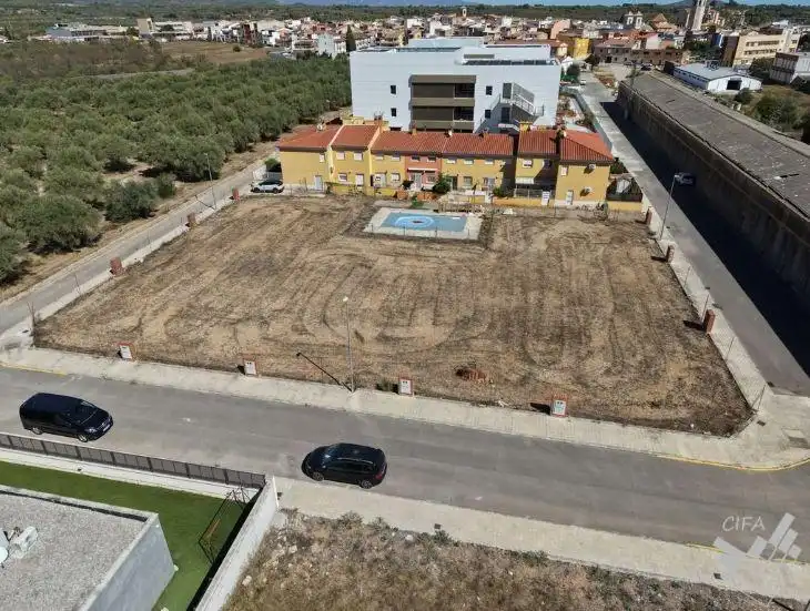 Terreno residencial en venta en Calle Freginals, imagen 2