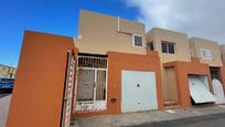 Exterior view of Duplex for sale in Santa Lucía de Tirajana  with Terrace