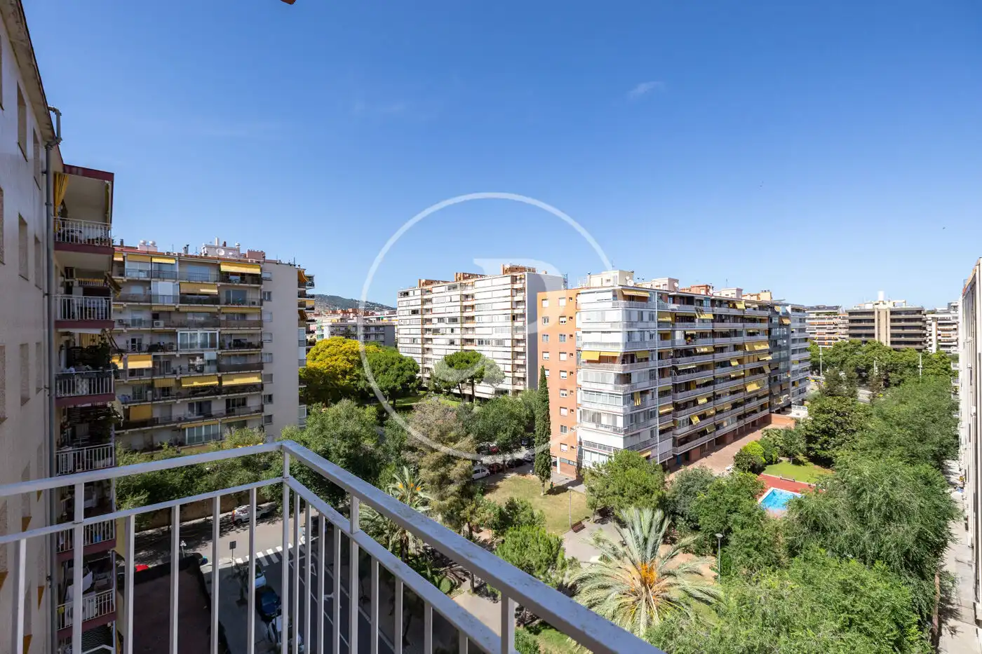 Vista exterior de Piso en venta en Barcelona con Aire acondicionado, Calefacción y Terraza