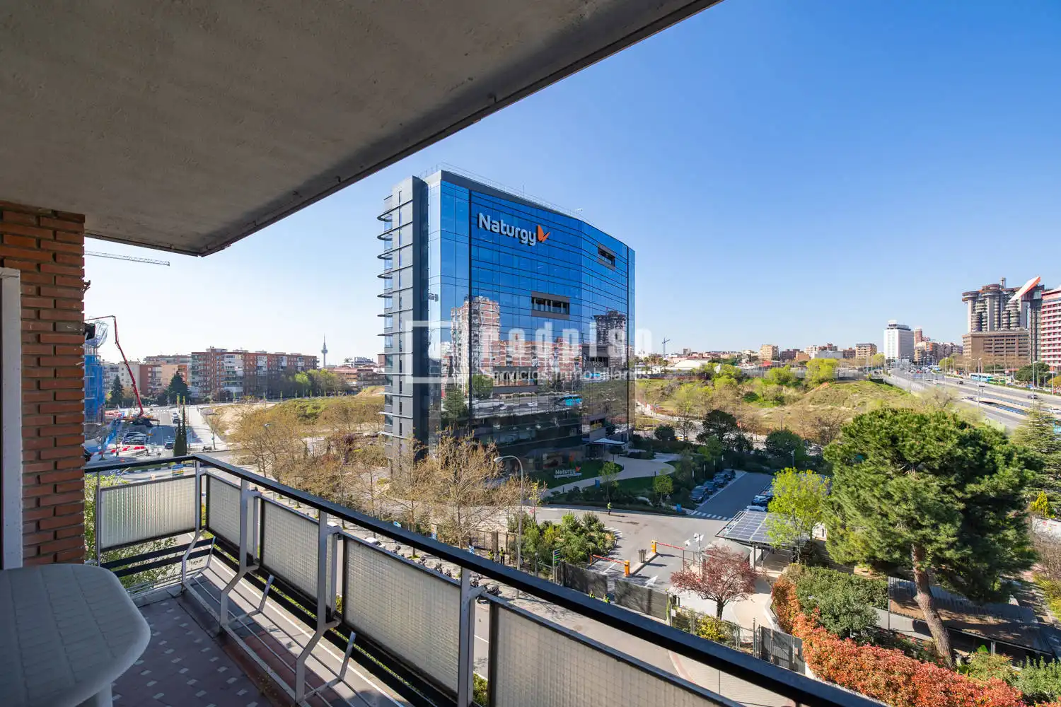 Außenansicht von Wohnung zum Verkauf in Madrid mit Heizung, Terrasse und Abstellraum