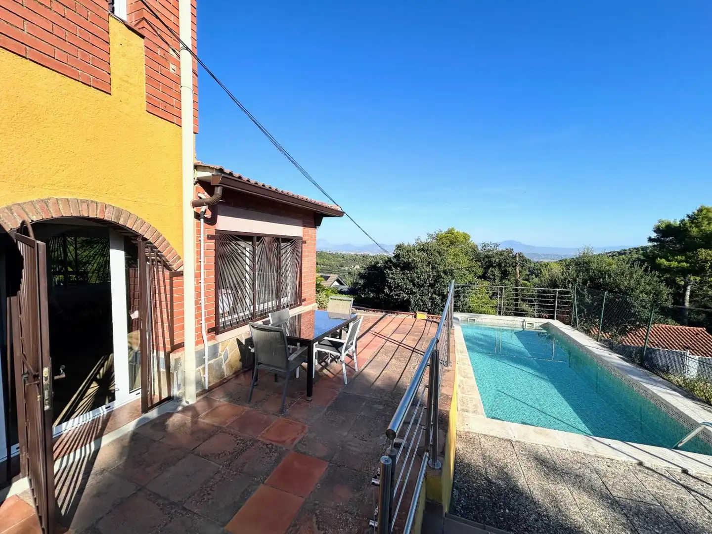 Swimming pool of Flat for rent in Sant Cugat del Vallès  with Private garden, Parquet flooring and Terrace