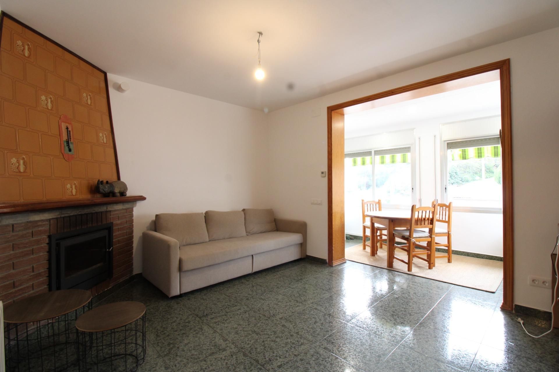 Casa adosada en venda a Carrer MIRAMAR, Cunit Residencial
