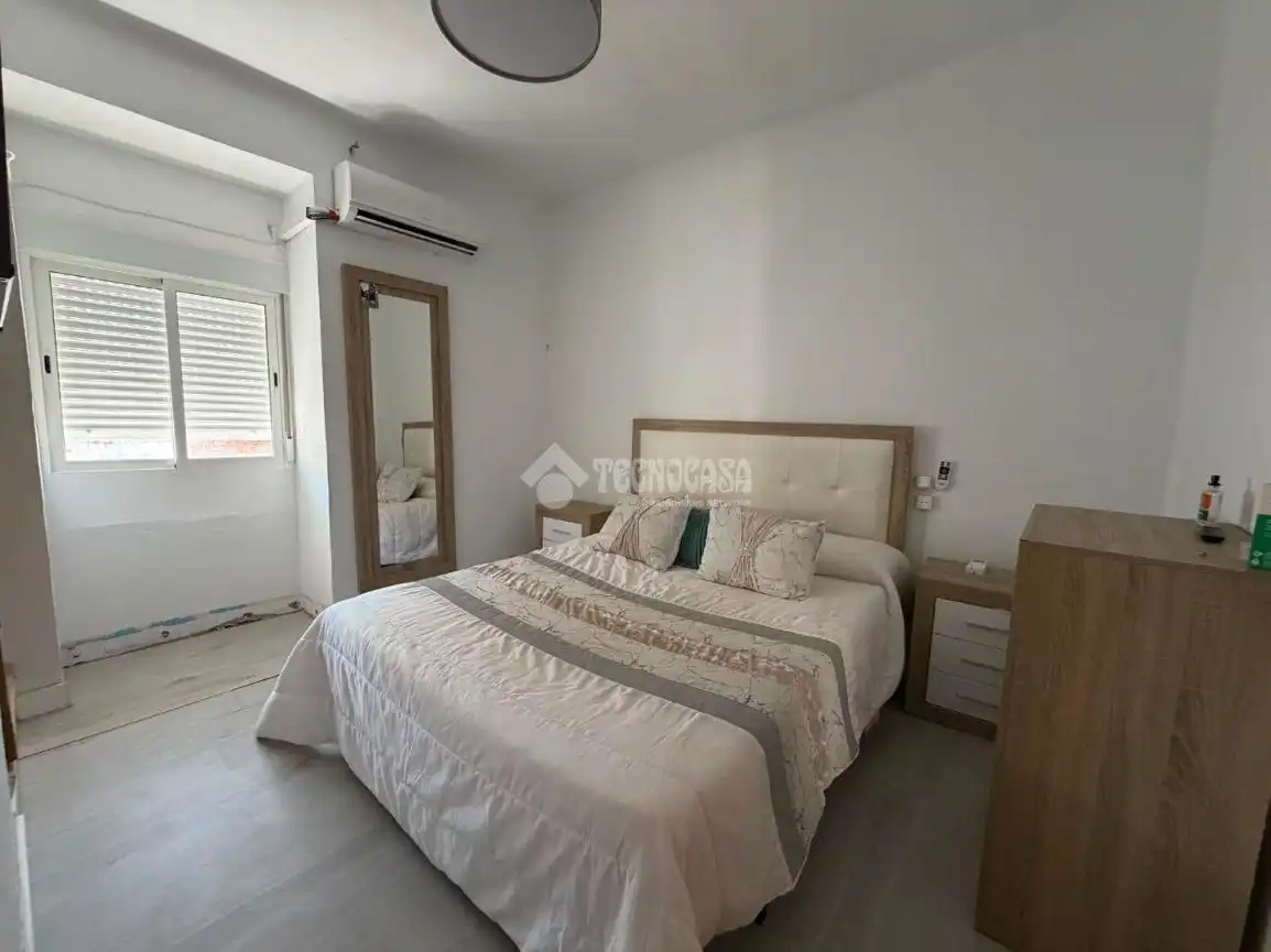 Casa adosada en venta en Torredonjimeno