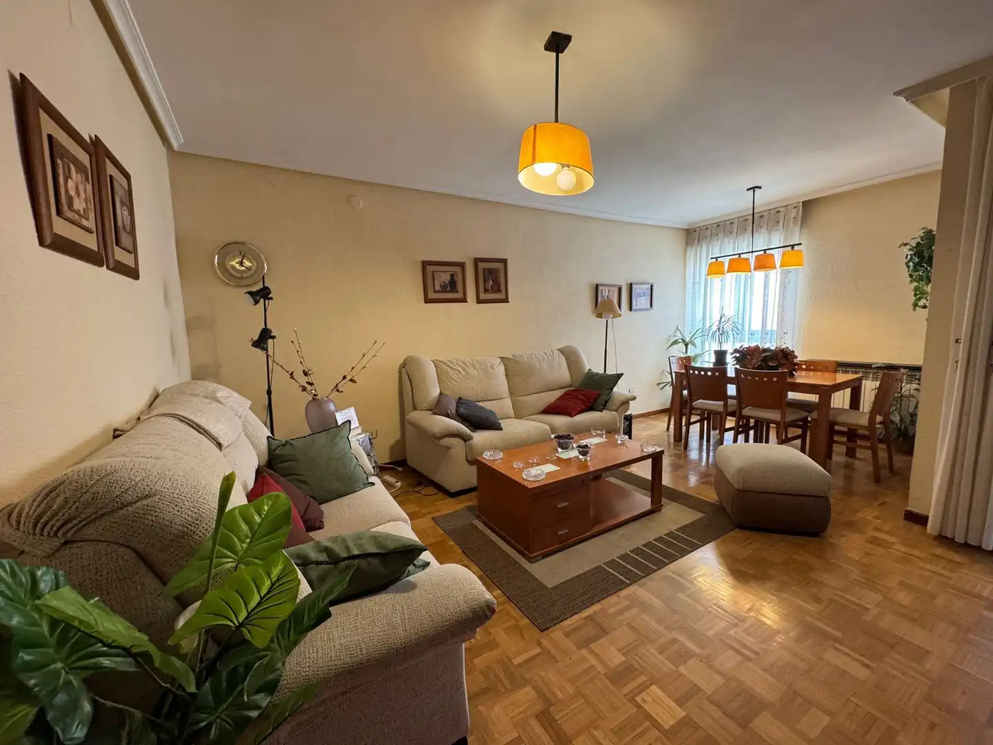 Sala de estar de Piso en venta en Benavente con Calefacción y Amueblado