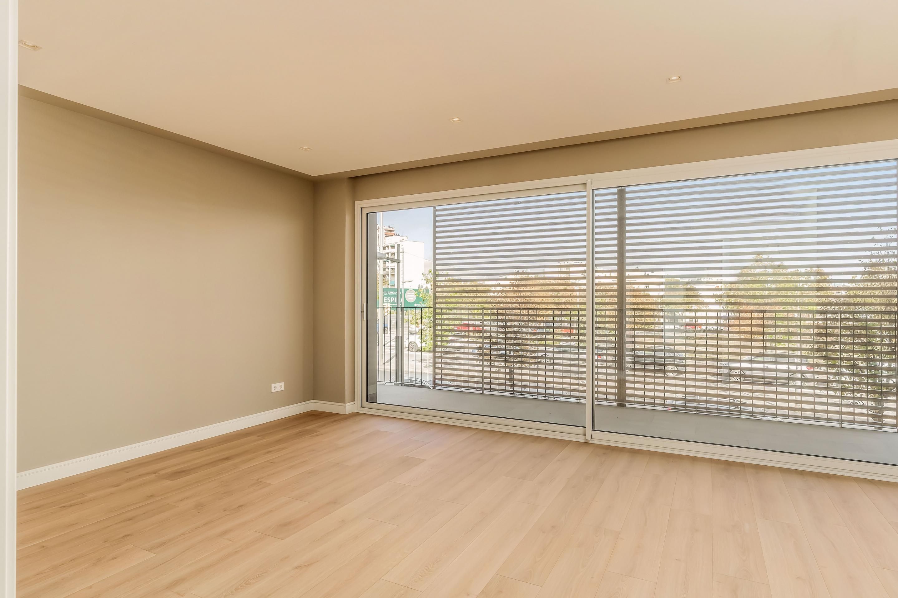 Schlafzimmer von Wohnung zur Miete in Sabadell mit Klimaanlage, Privatgarten und Parkett